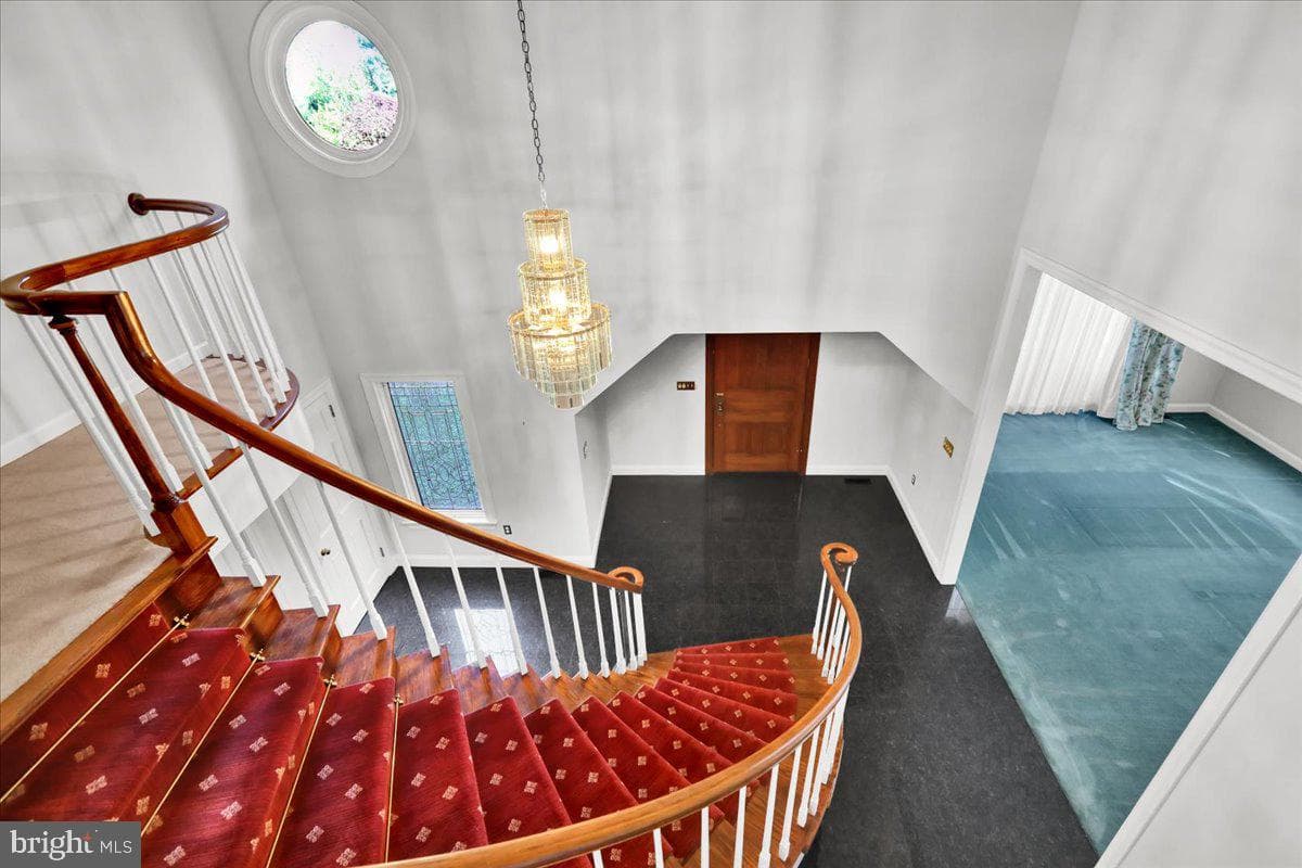 34 Hessian Boulevard photo 37