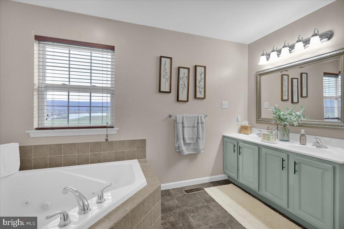 221 Oval Drive photo 25