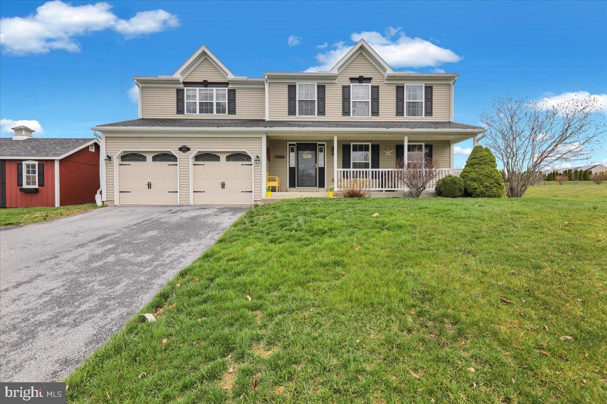 221 Oval Drive photo 3