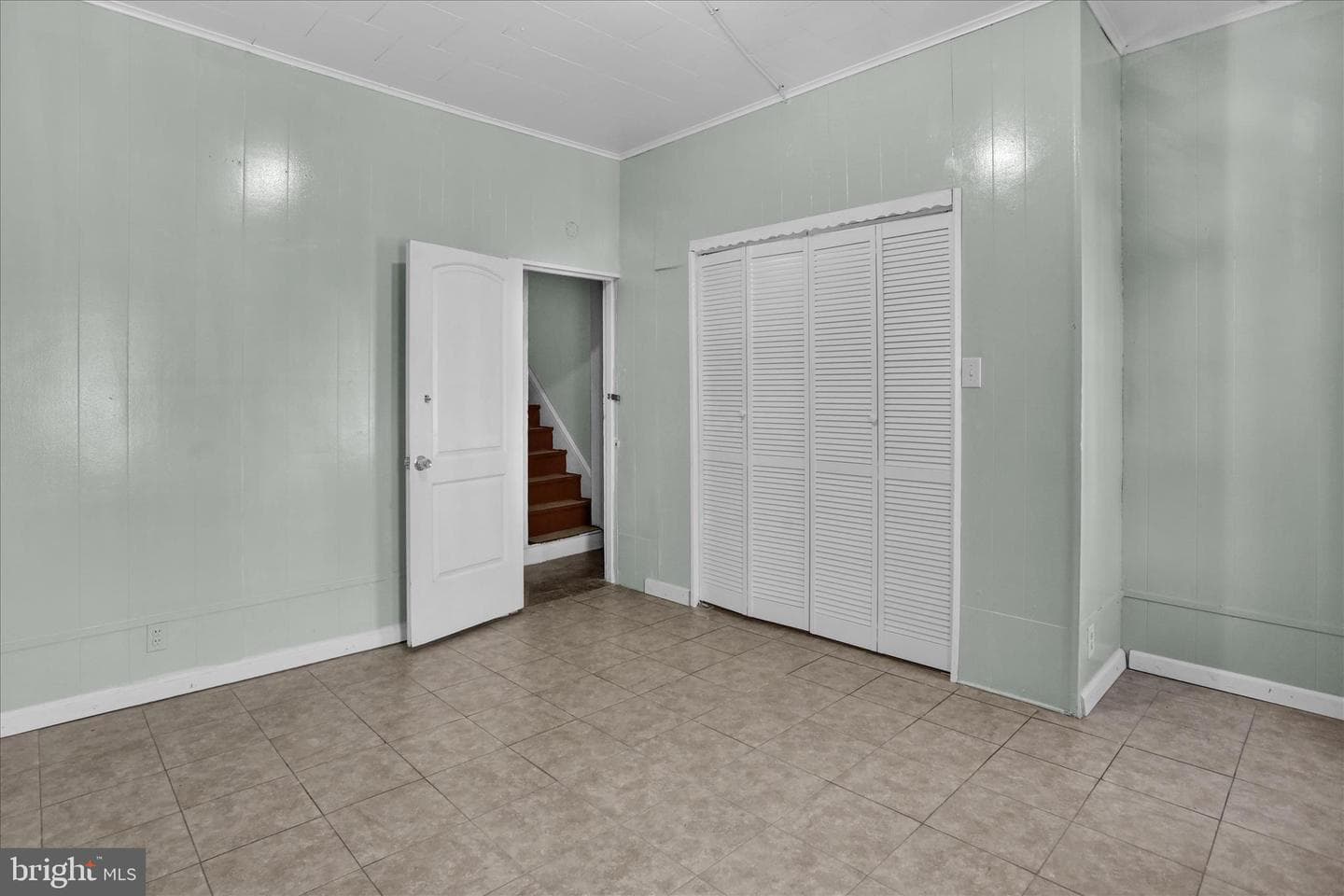 202 W Green Street photo 14