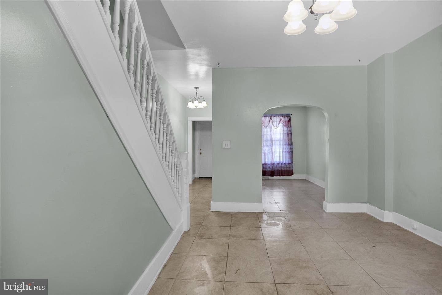 202 W Green Street photo 27