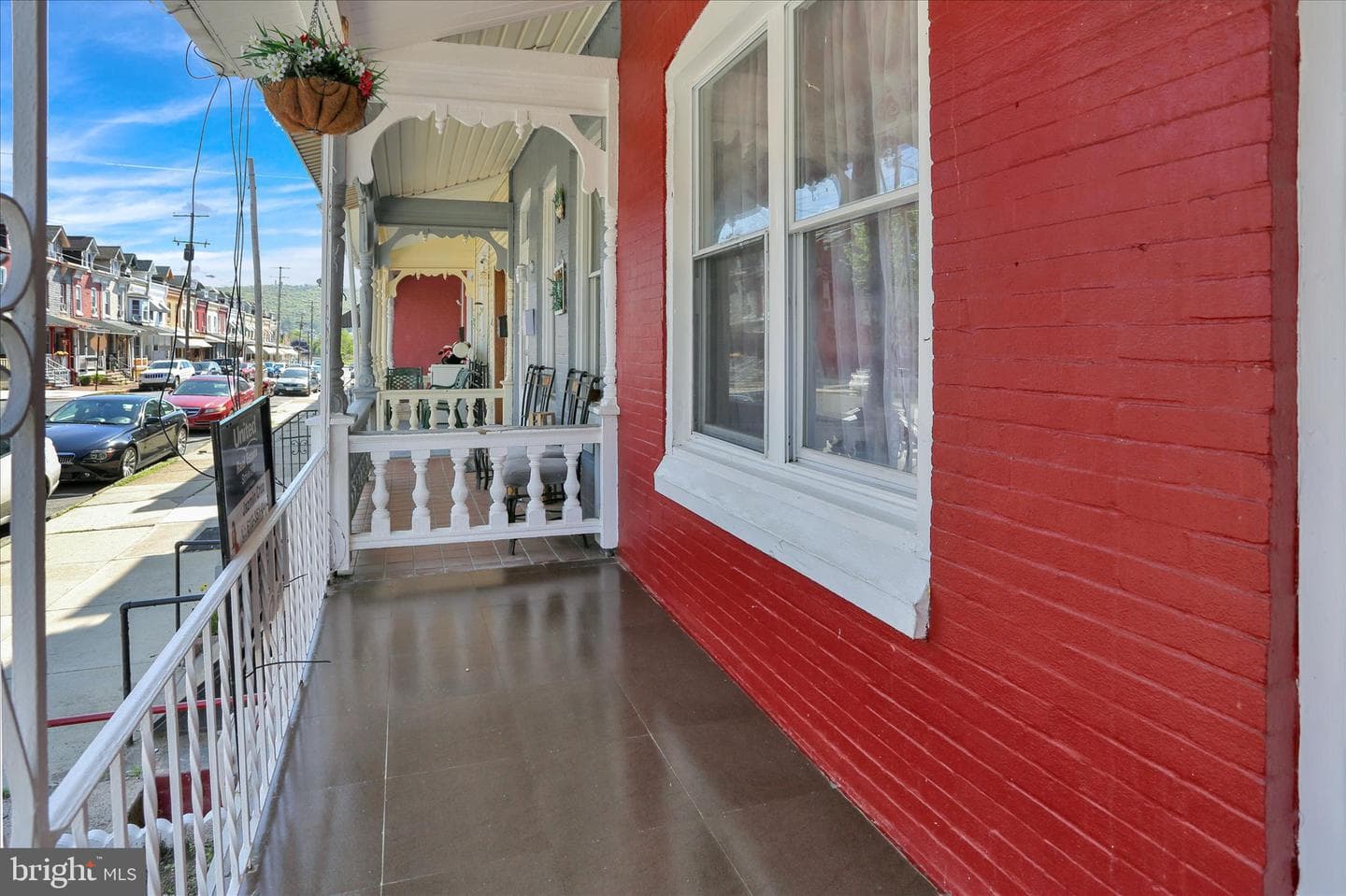 202 W Green Street photo 4