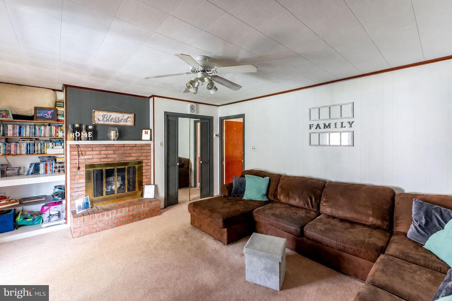 324 Holland Street photo 10