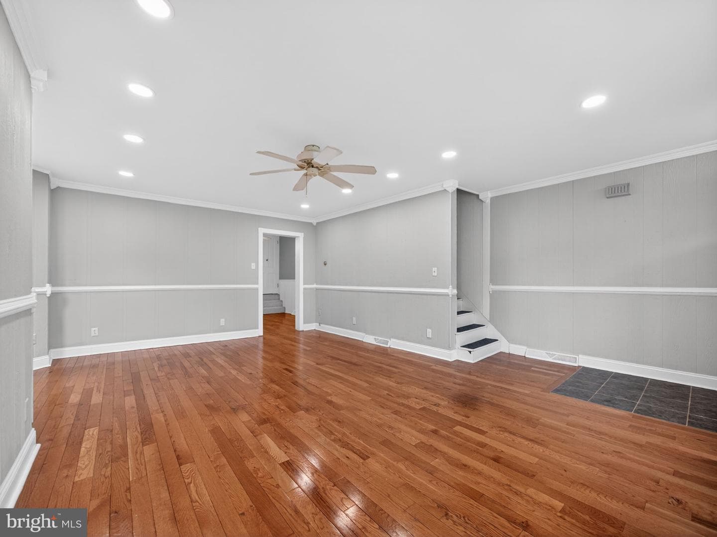32 E Franklin Street photo 18
