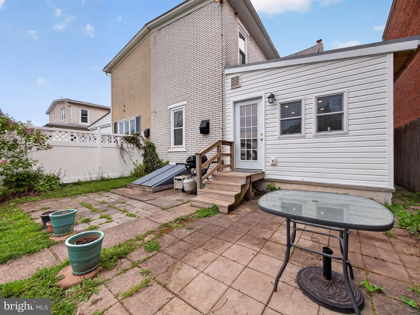 32 E Franklin Street photo 7