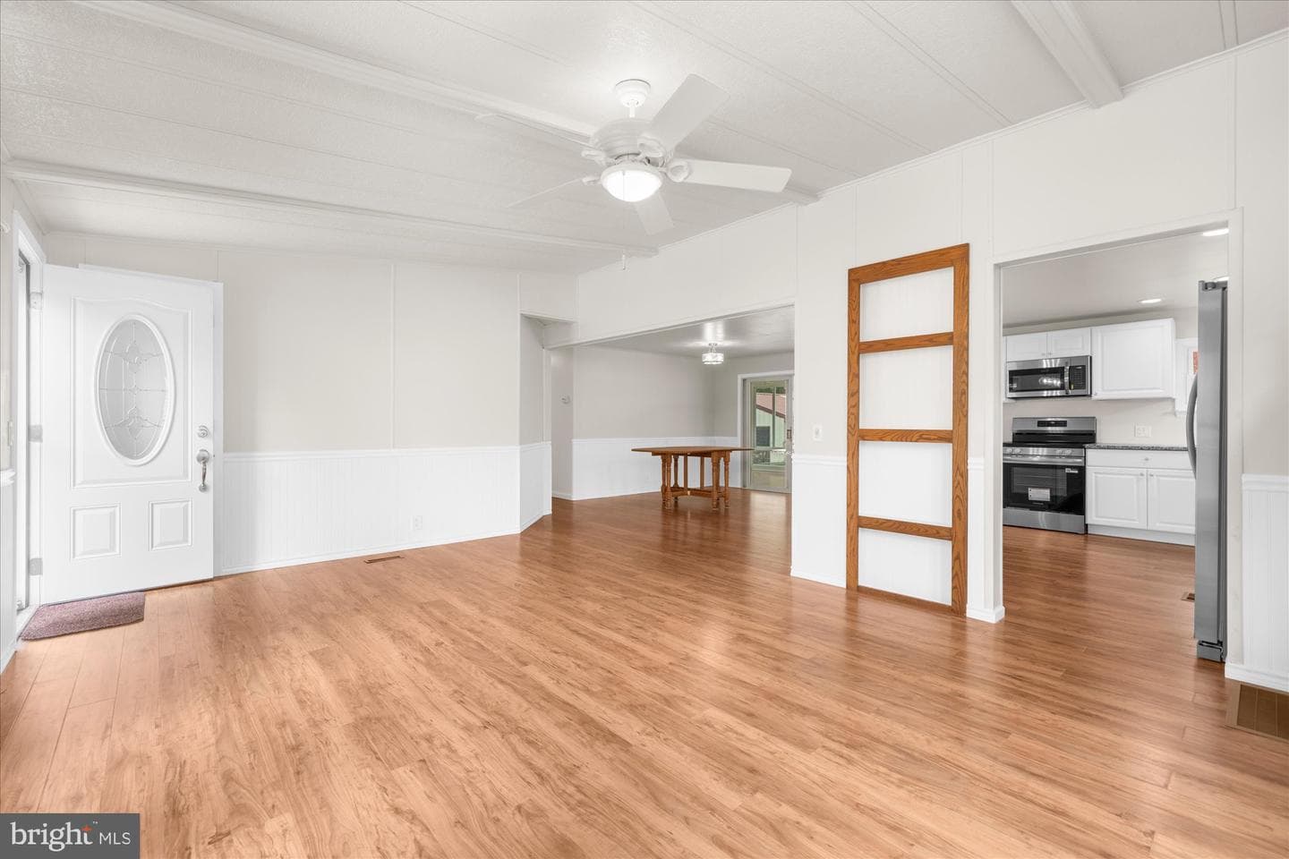 1235 E Main Street photo 3