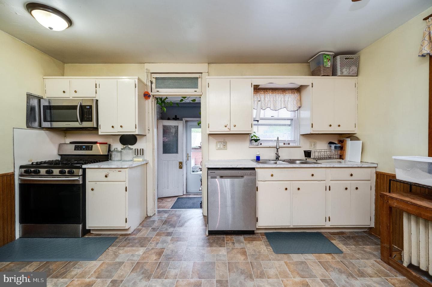 417 Brobst photo 10