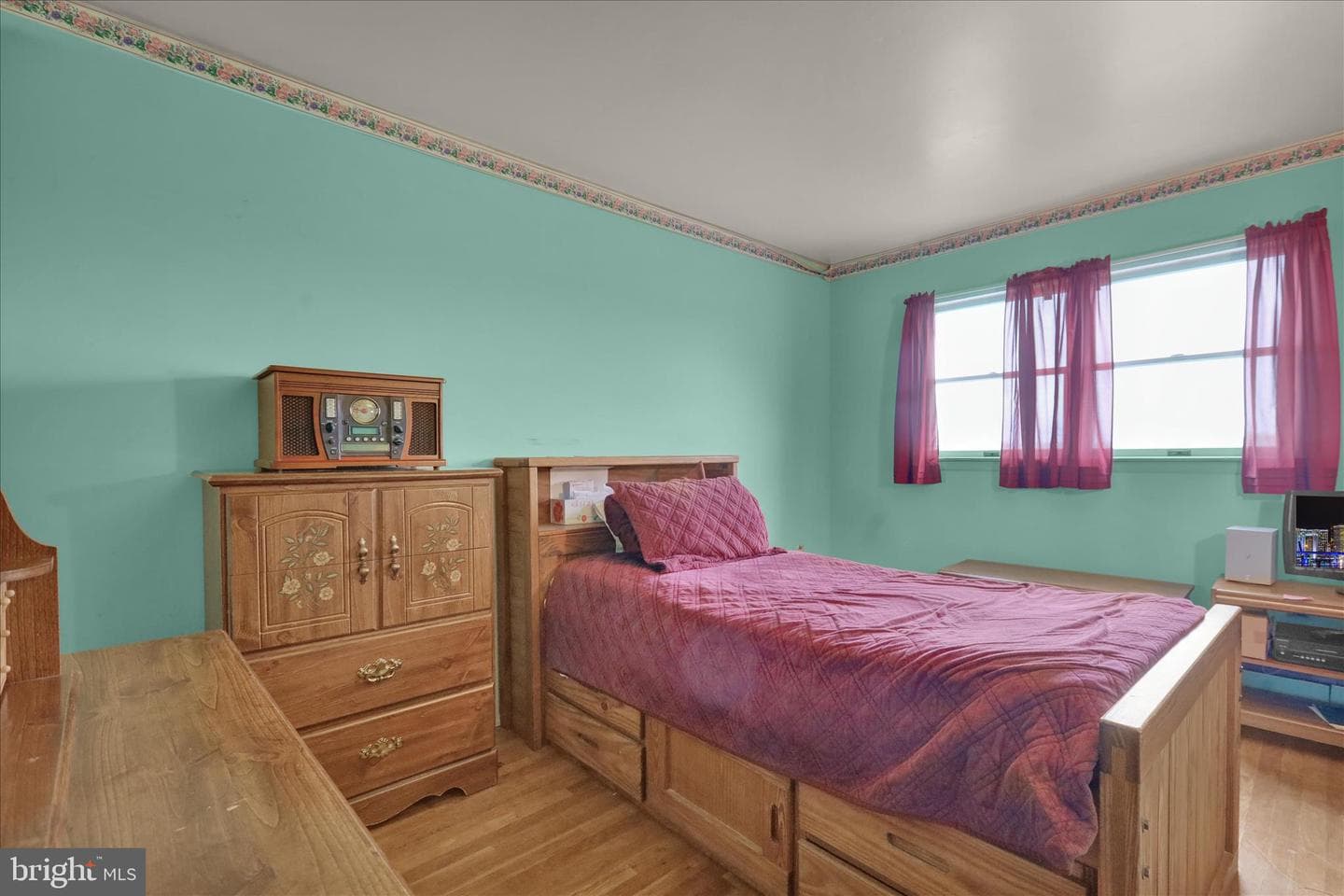 1714 Windsor Castle Road photo 14