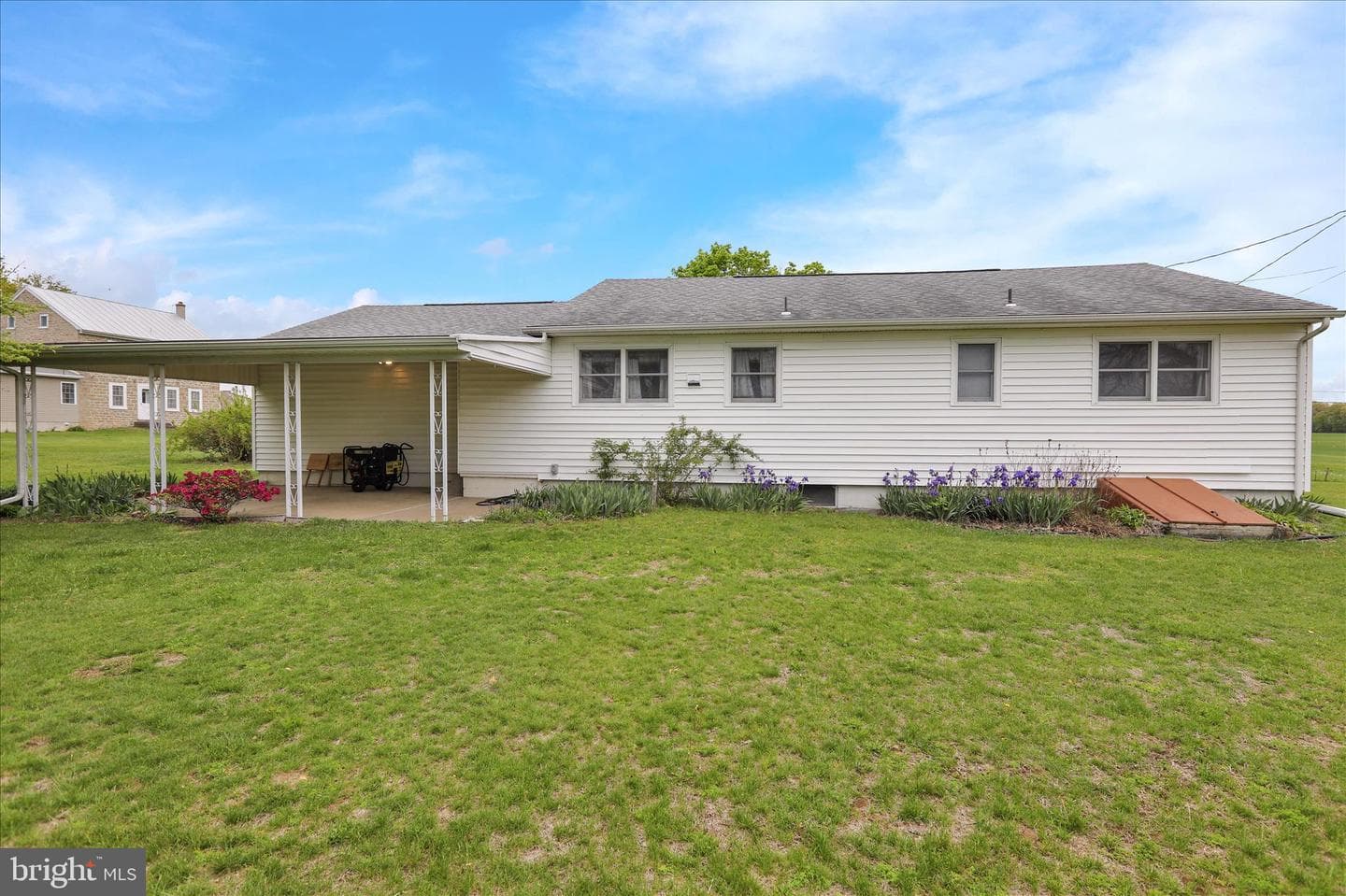 1714 Windsor Castle Road photo 39