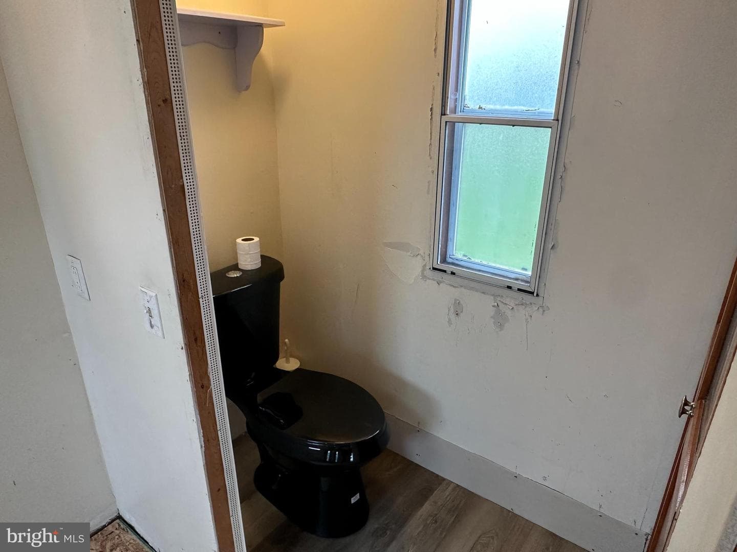 12 Roth Ave photo 19