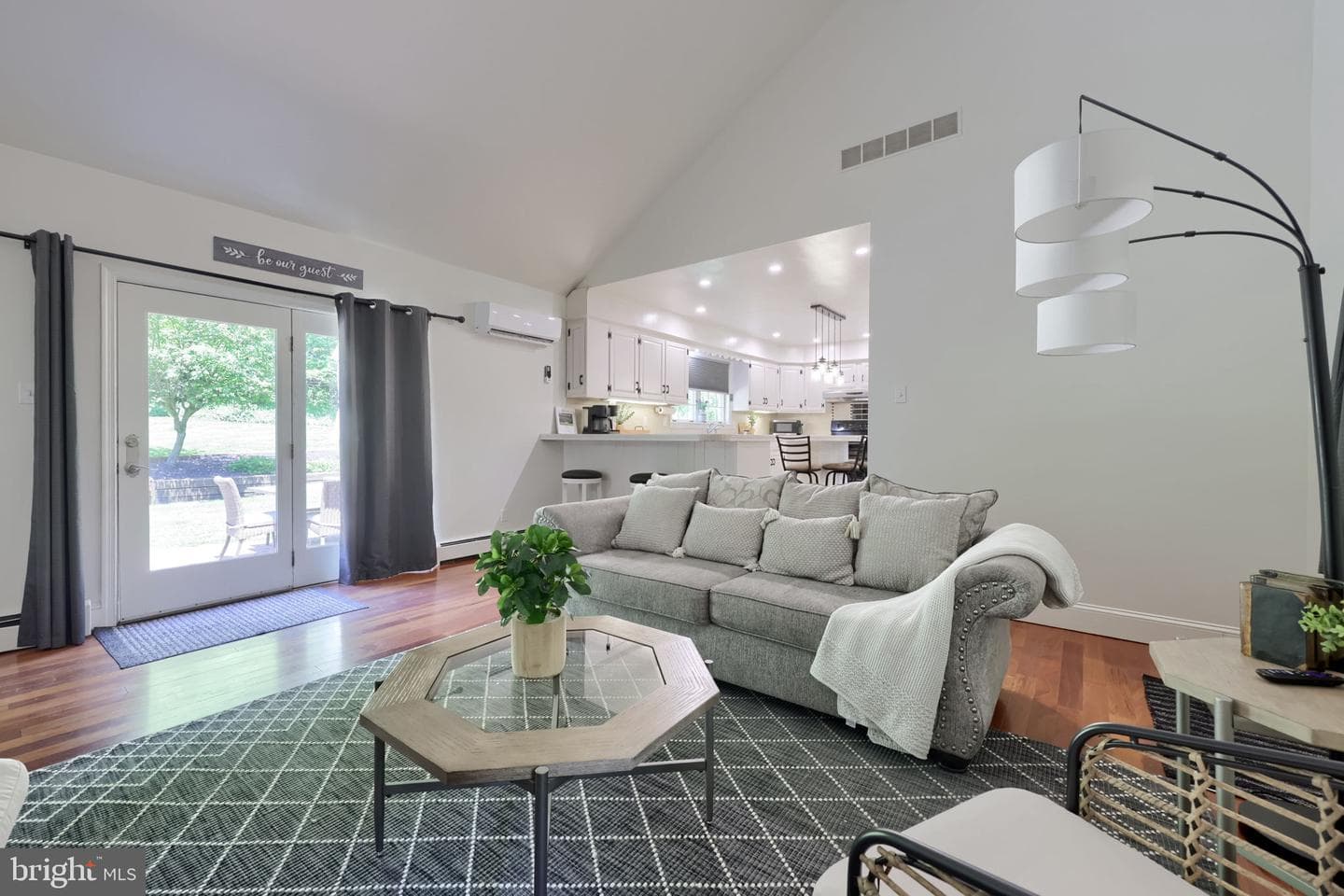 139 Joanna Road photo 43