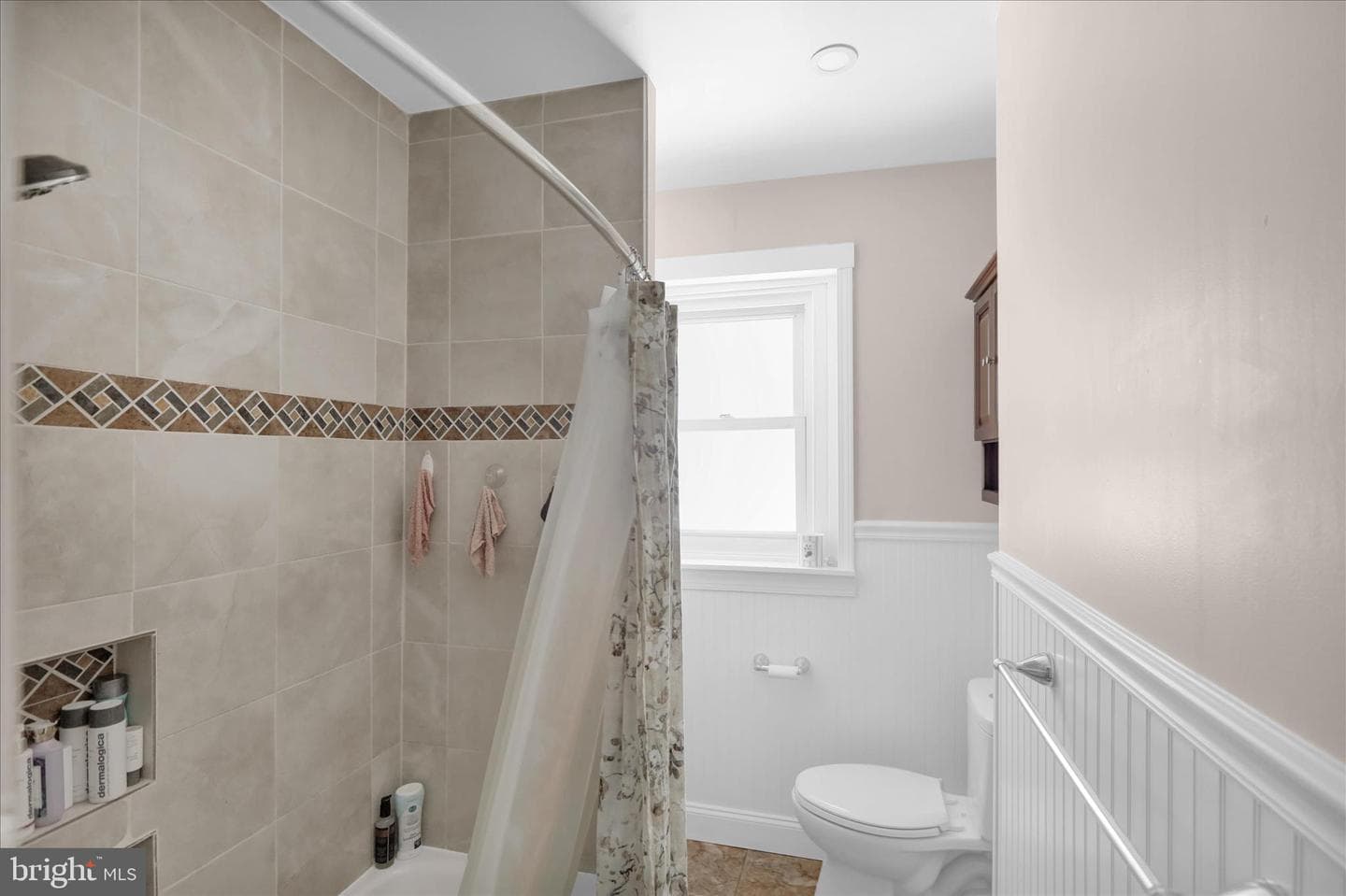 106 Reading Avenue photo 15