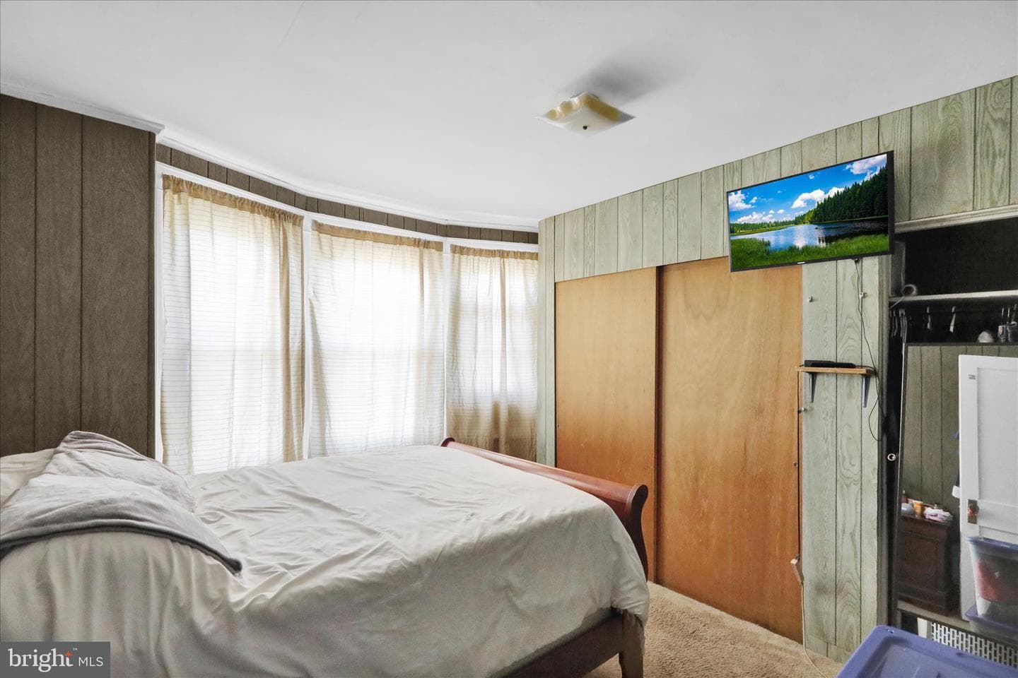 106 Reading Avenue photo 19