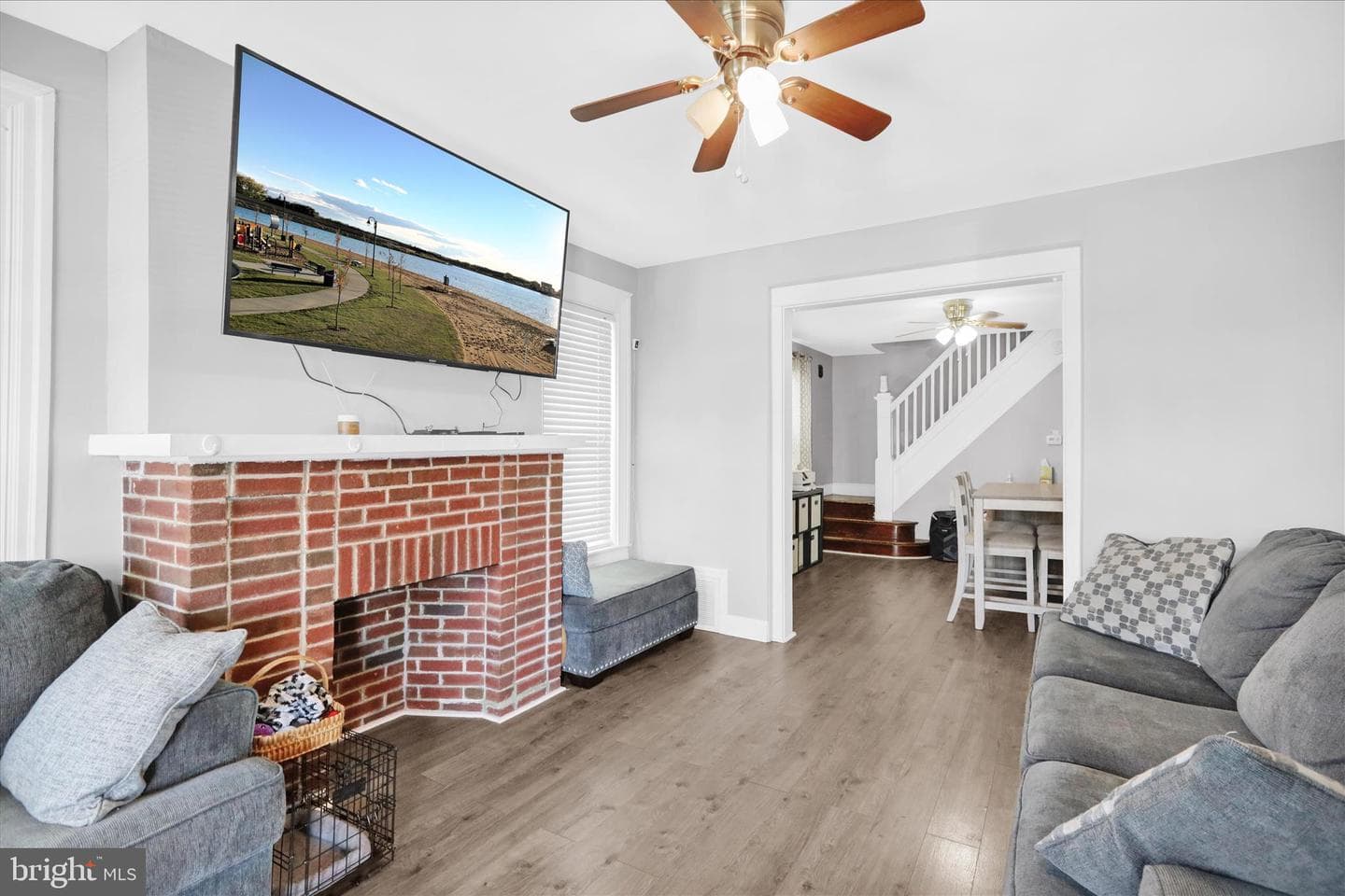 106 Reading Avenue photo 6