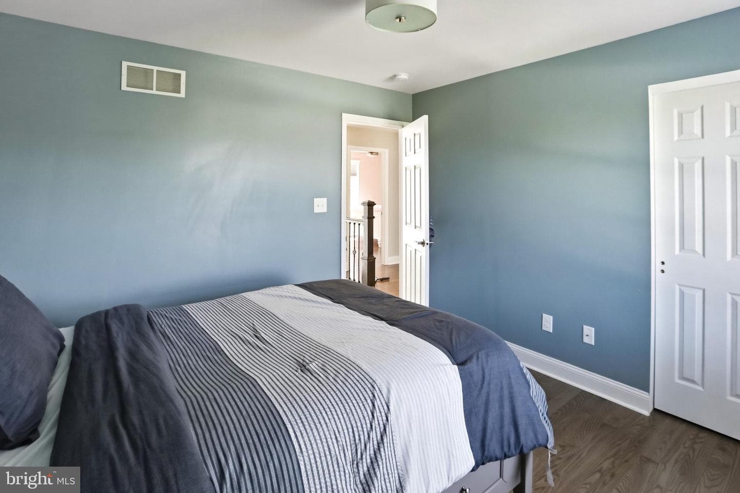 4961 Dunham Drive photo 44