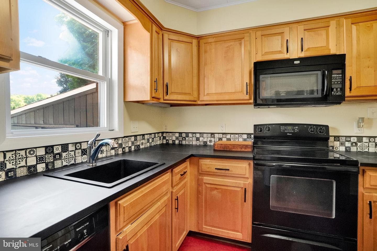 404 Harvard Boulevard photo 11