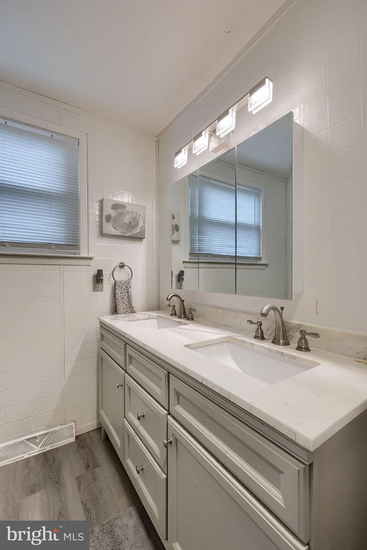 465 Moonflower Avenue photo 23