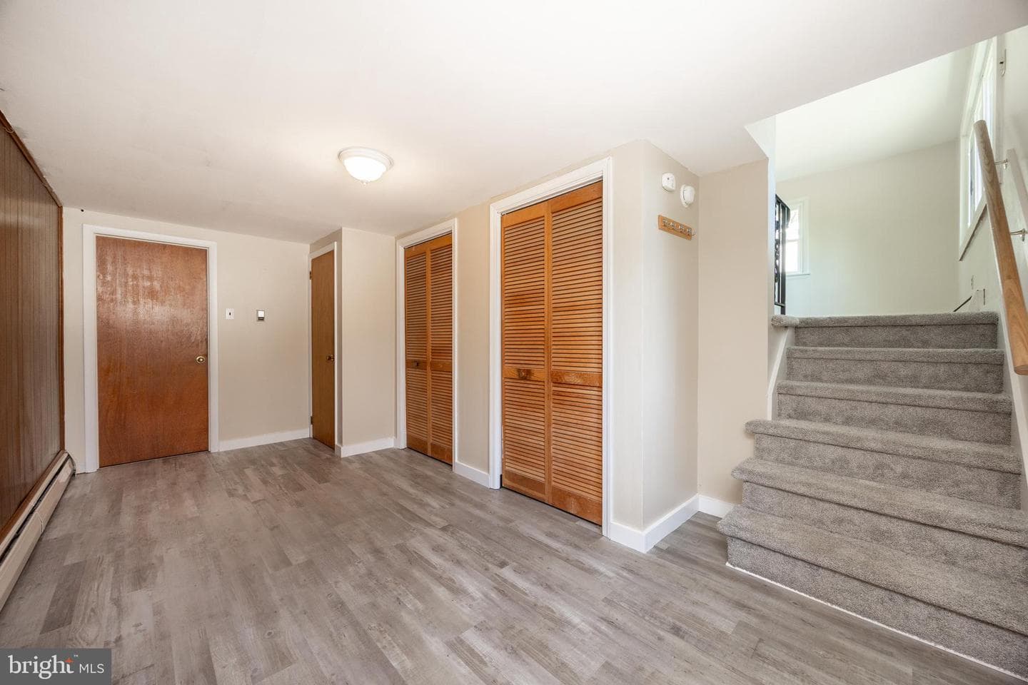 104 Briarwood Drive photo 4