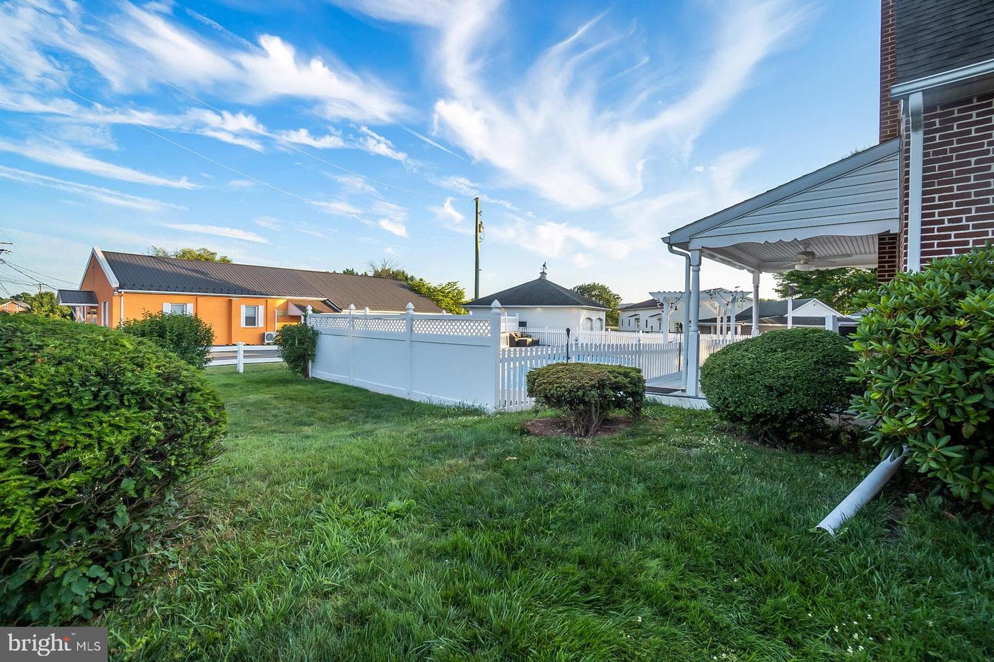 625 Montgomery Avenue photo 4