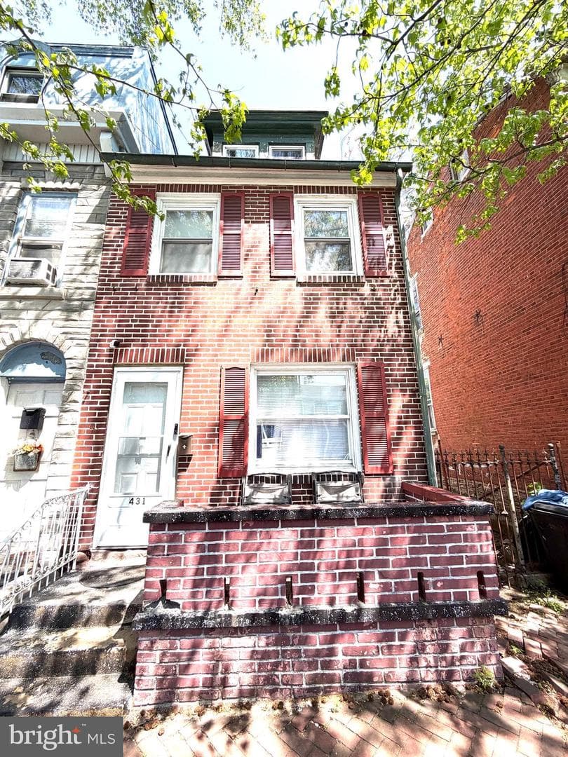 431 Pine Street, Reading