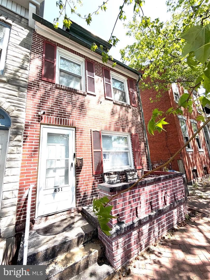 431 Pine Street, Reading
