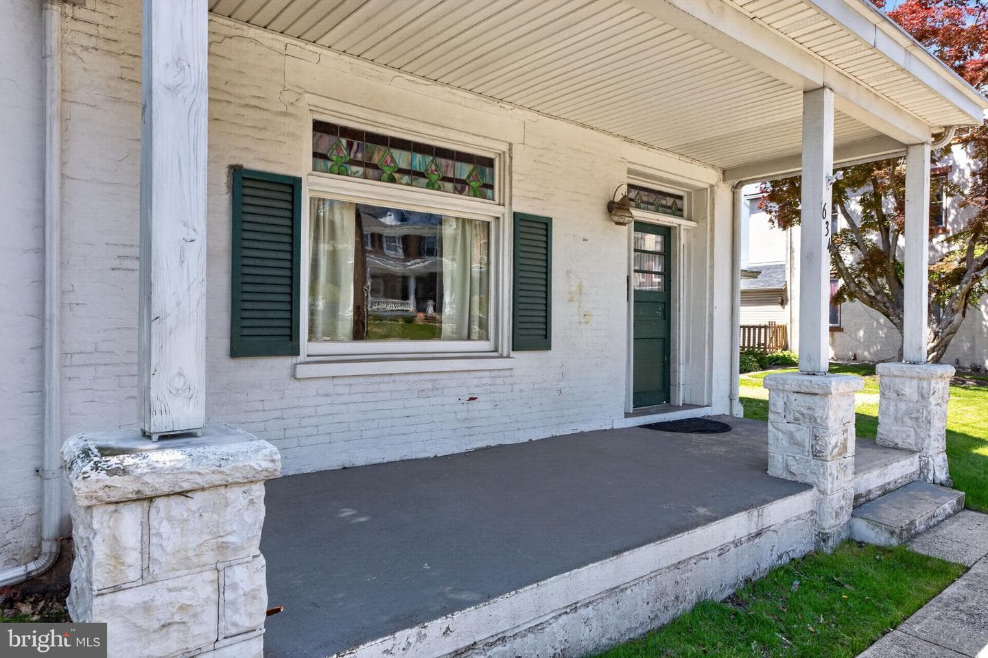 634 E Philadelphia Avenue photo 3