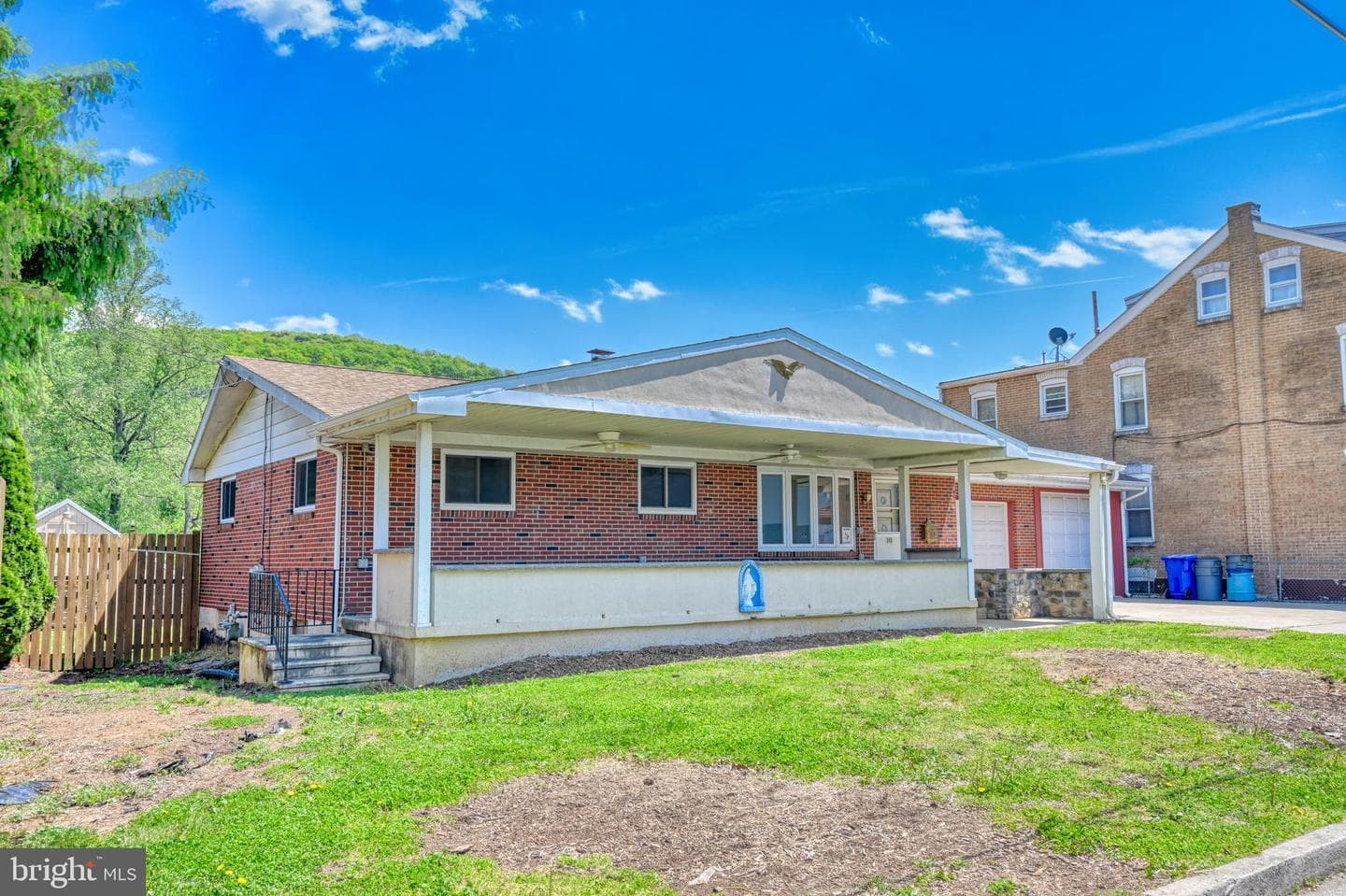 341 Hazel Street photo 20