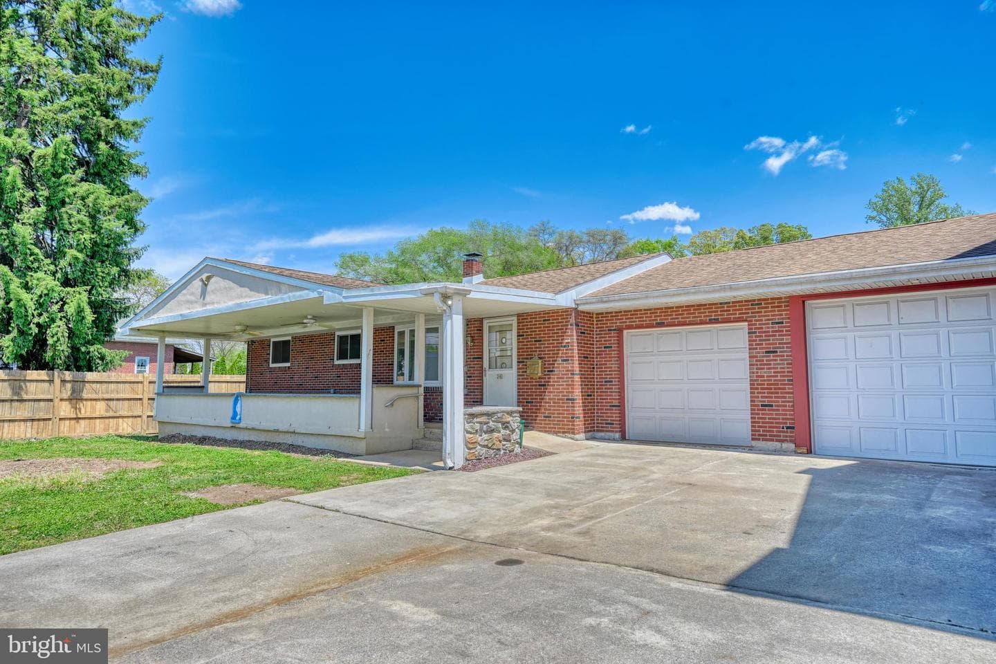 341 Hazel Street photo 21