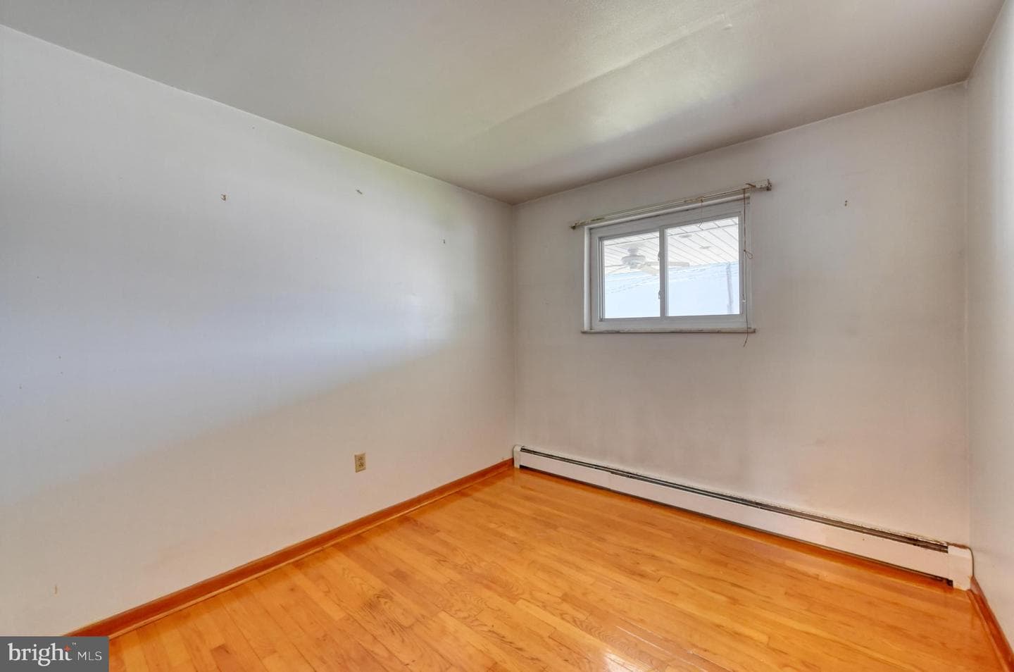 341 Hazel Street photo 9