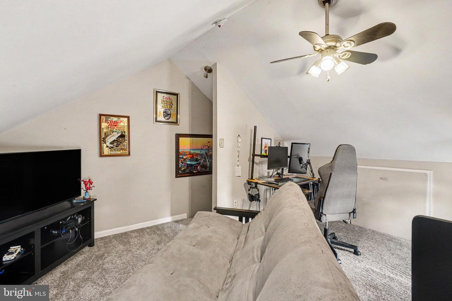 315 W High Street photo 16