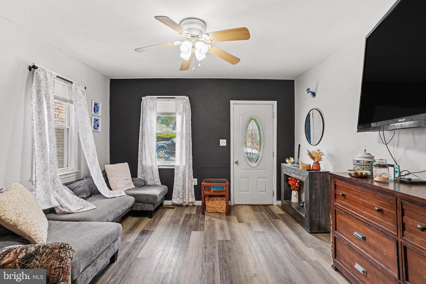 315 W High Street photo 3