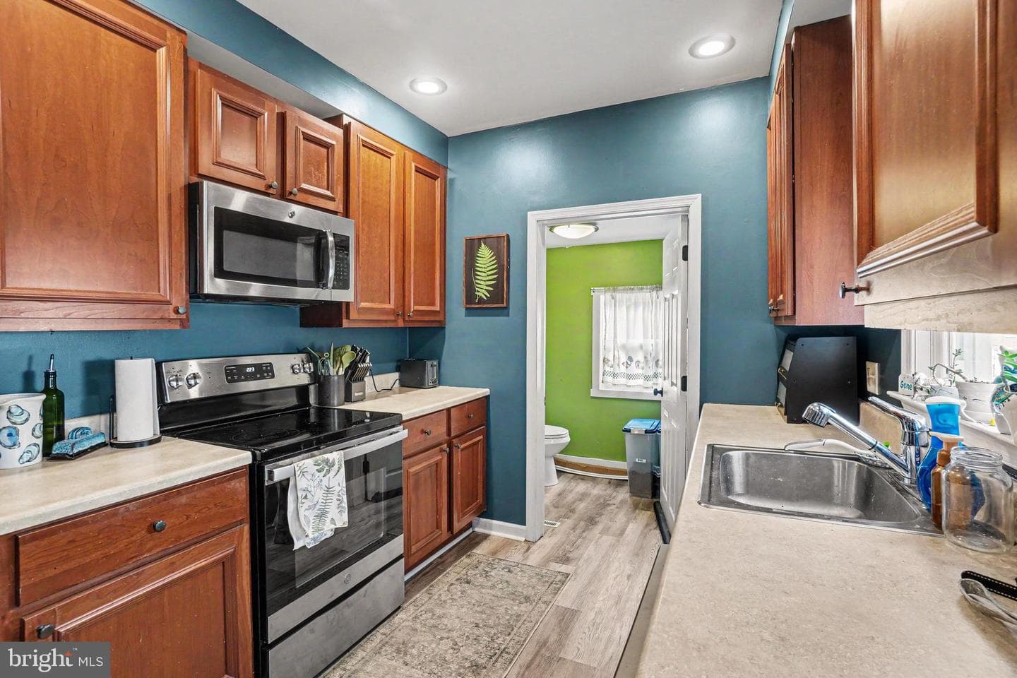 315 W High Street photo 9