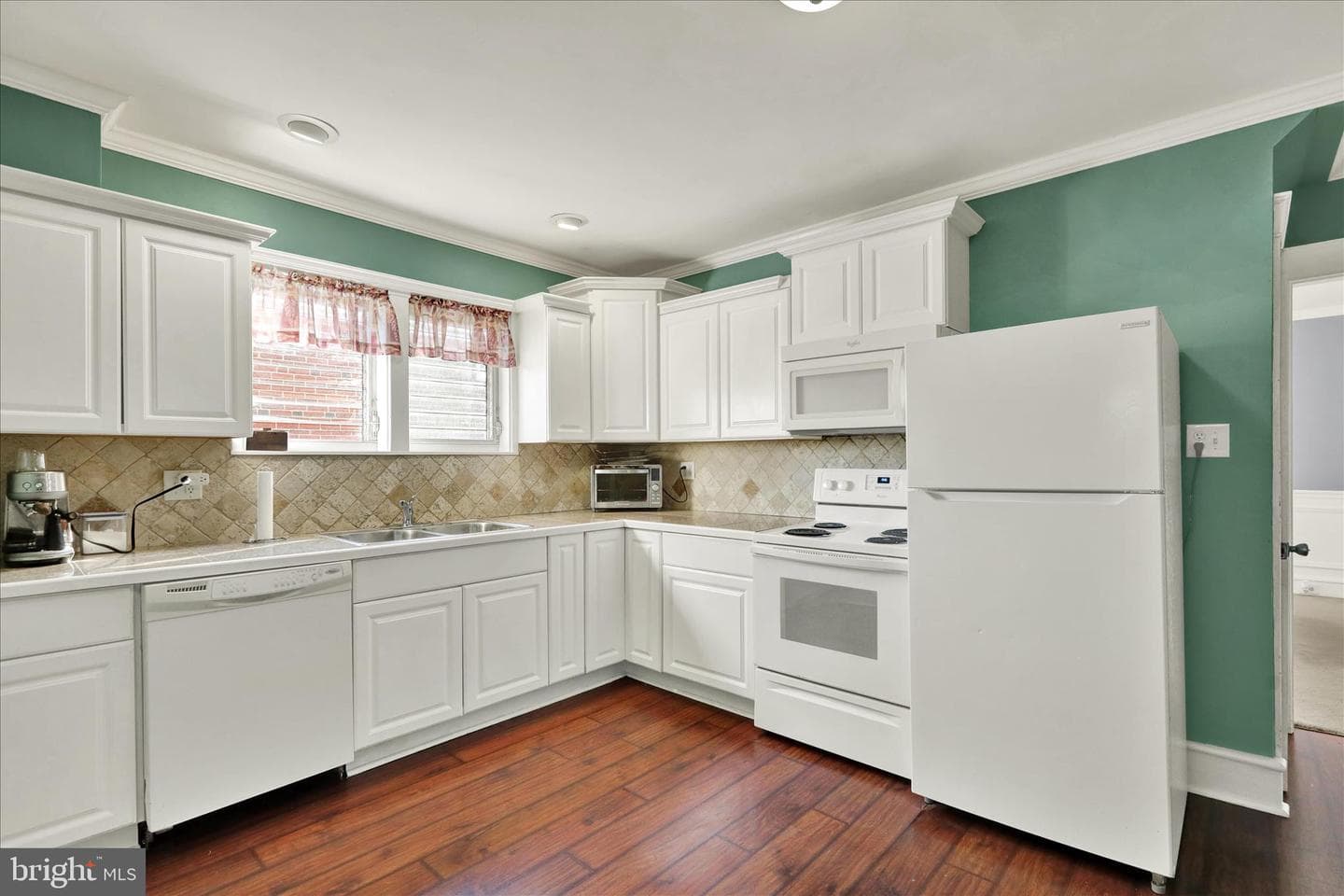 138 Franklin photo 7