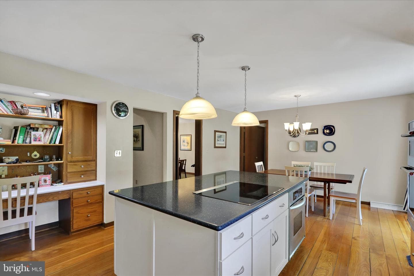 637 Scenic Drive photo 20
