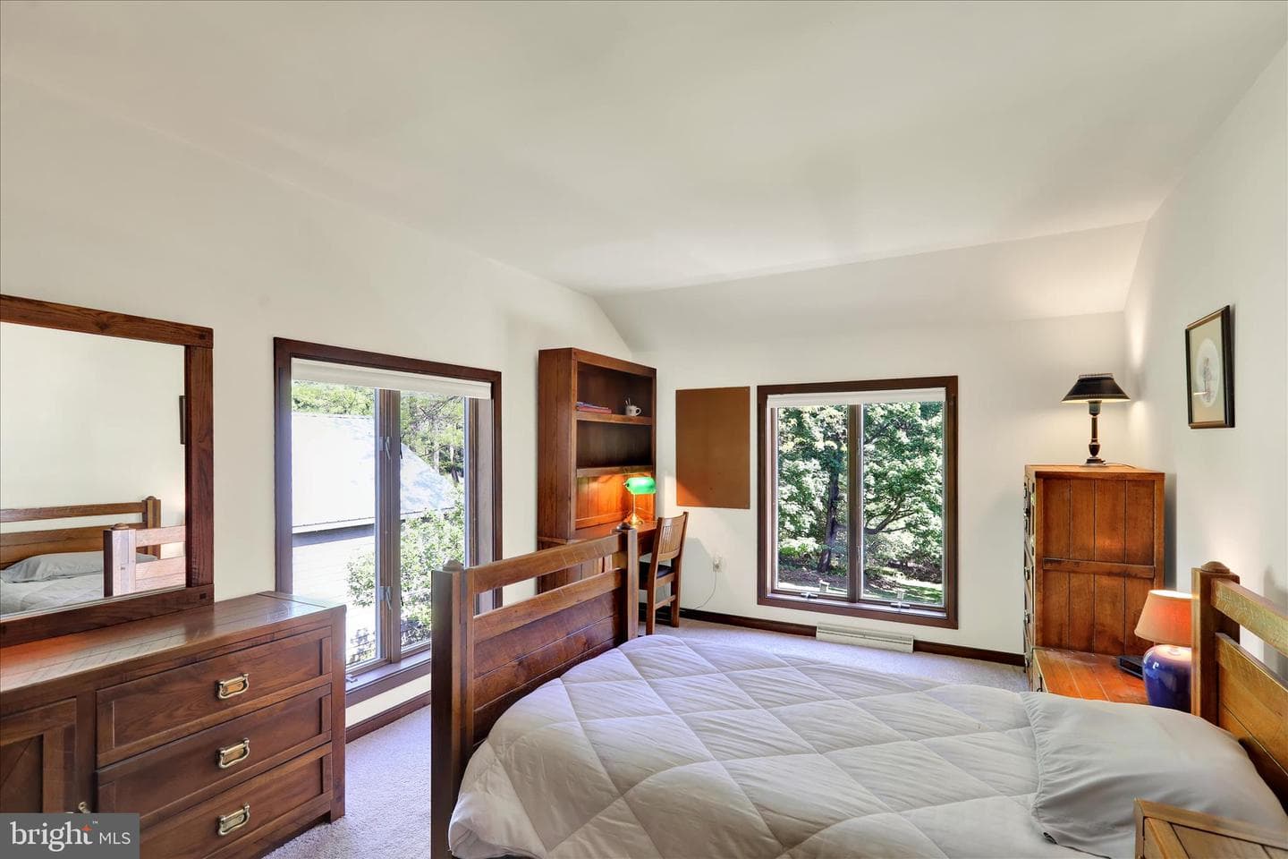 637 Scenic Drive photo 34