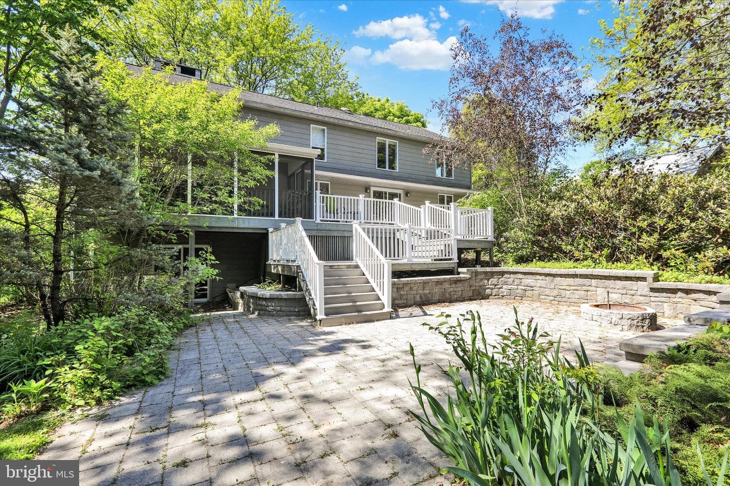 637 Scenic Drive photo 40