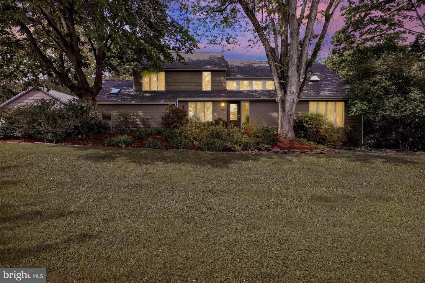 637 Scenic Drive photo 44