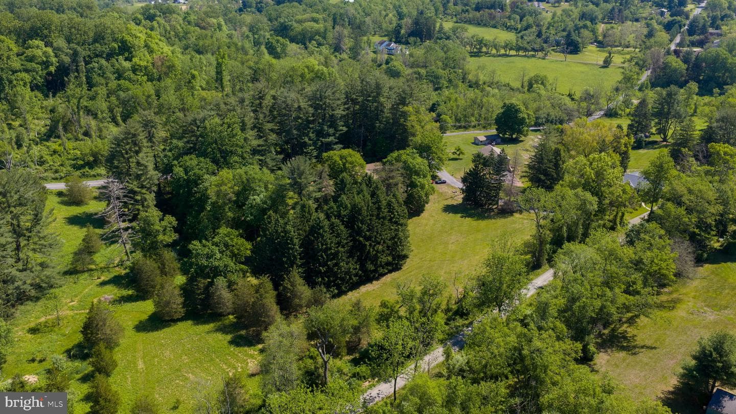 1421 Coldsprings Road photo 32