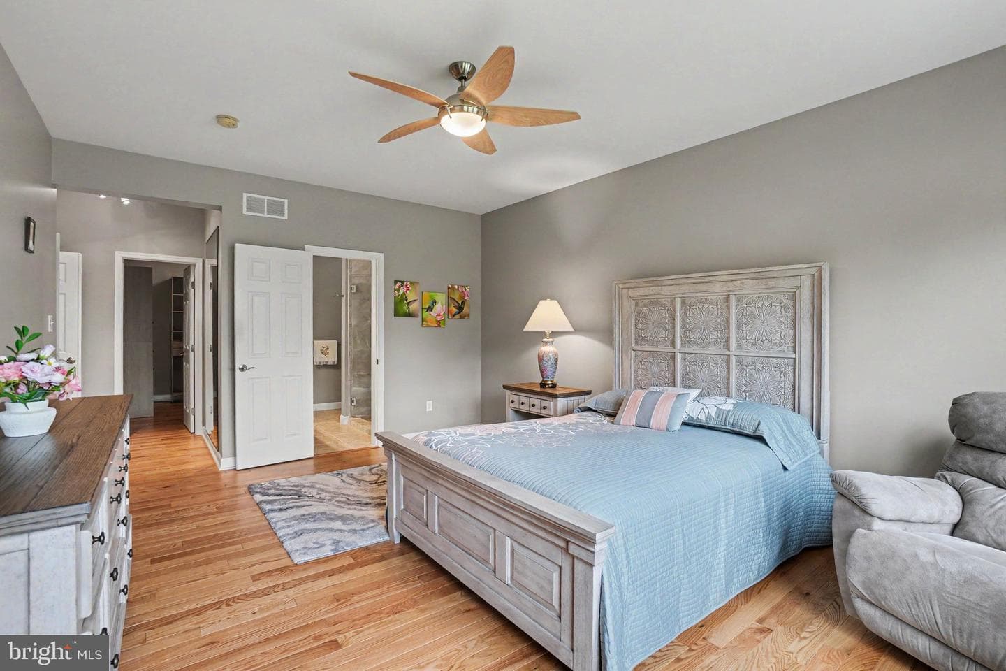403 Westbury Drive photo 10