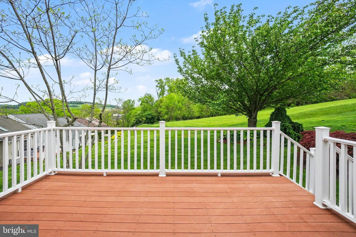 403 Westbury Drive photo 26