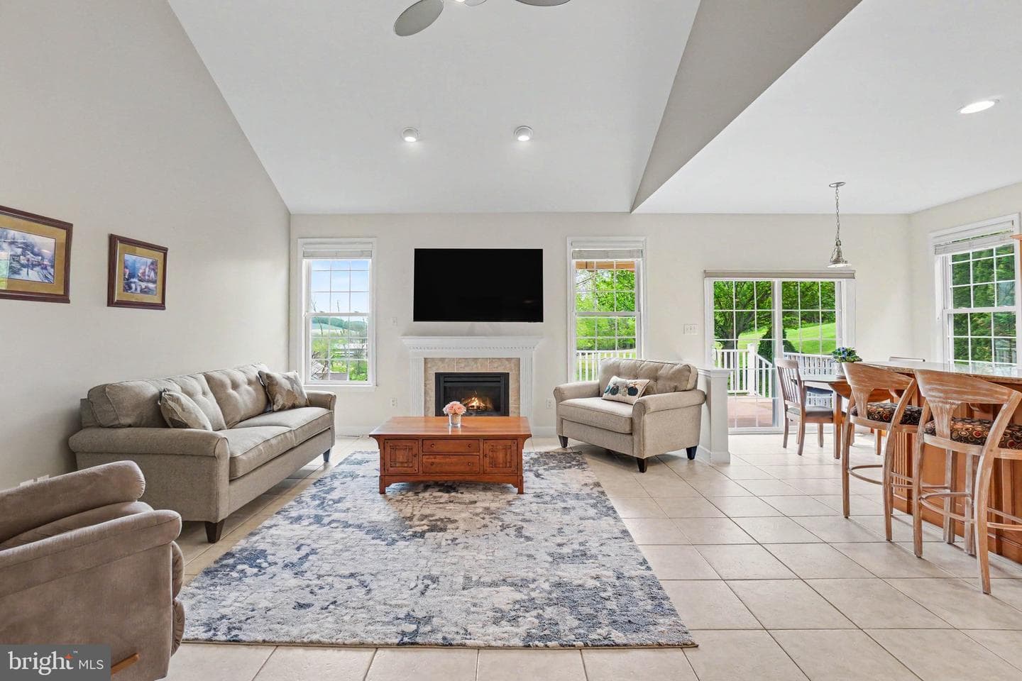 403 Westbury Drive photo 3