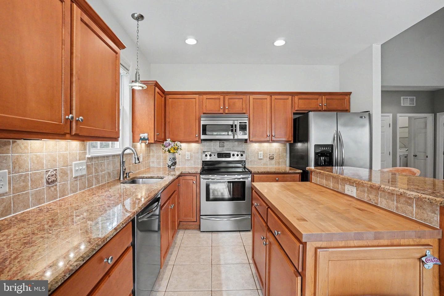 403 Westbury Drive photo 6