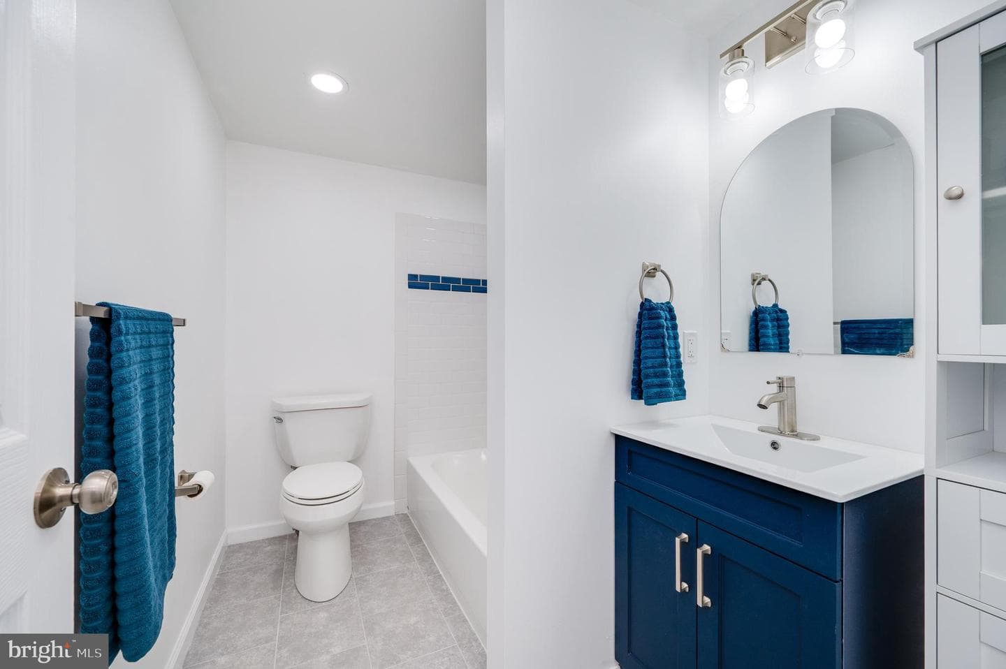 2626 W Philadelphia Avenue photo 22