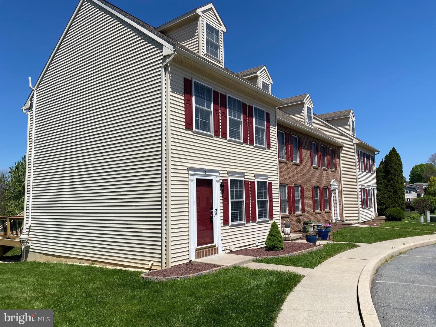 15 Weiser Court photo 53
