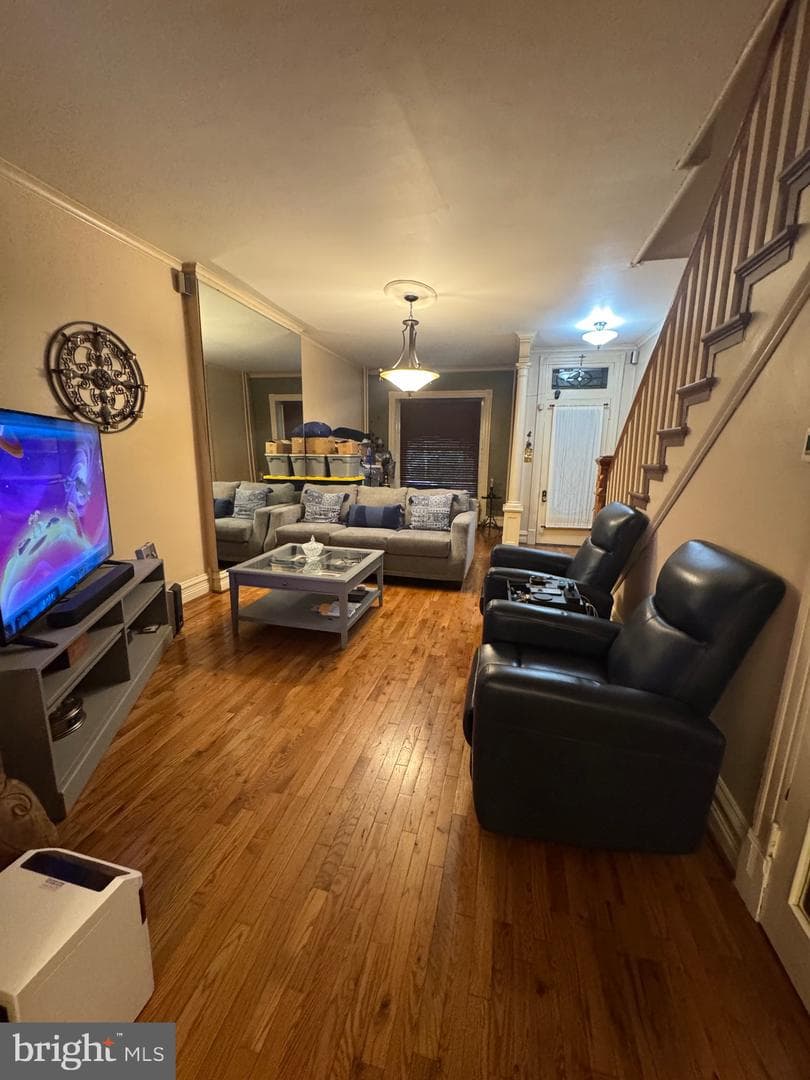 429 Greenwich Street photo 4