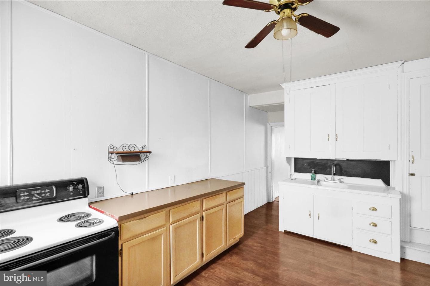 34 Philadelphia Avenue photo 8
