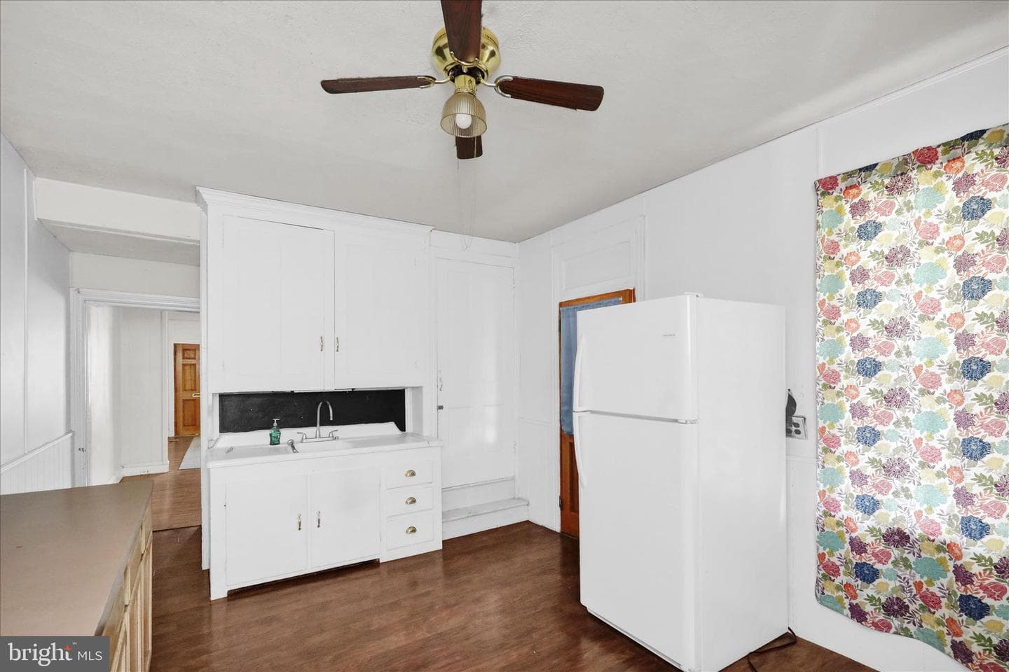 34 Philadelphia Avenue photo 9