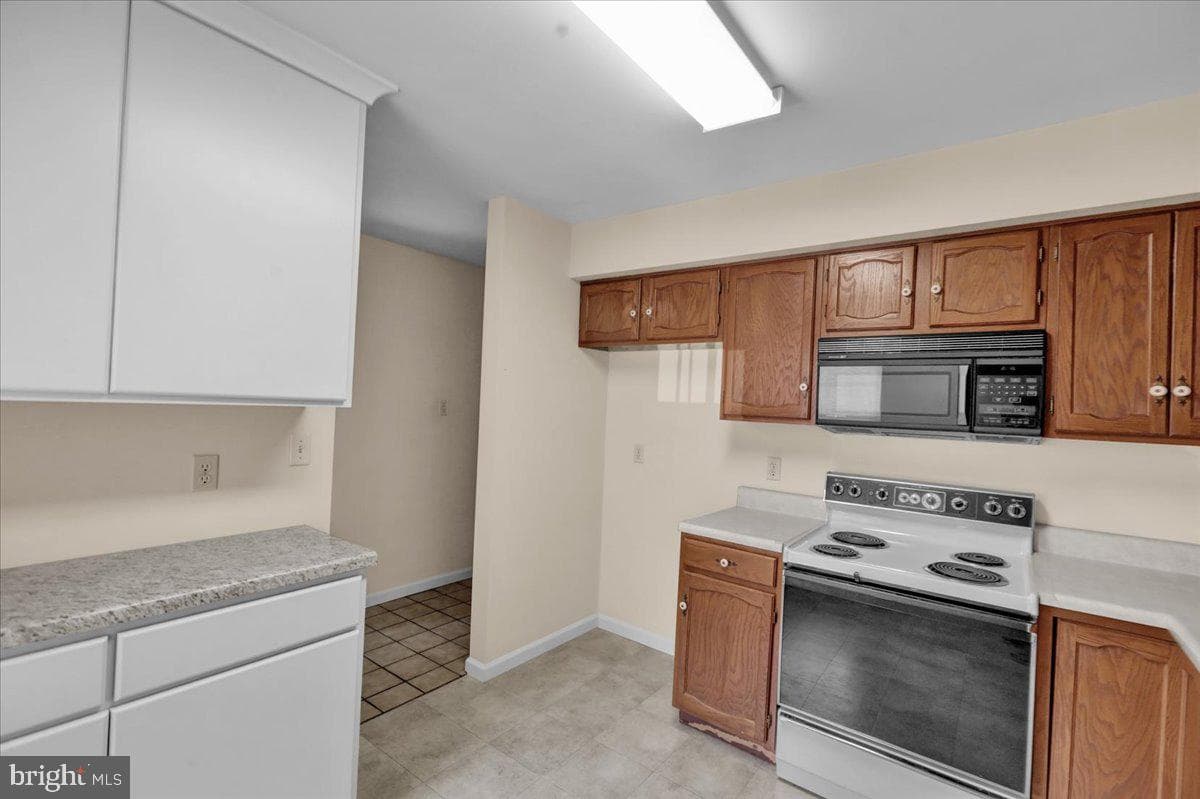 126 Valley Greene Circle photo 6