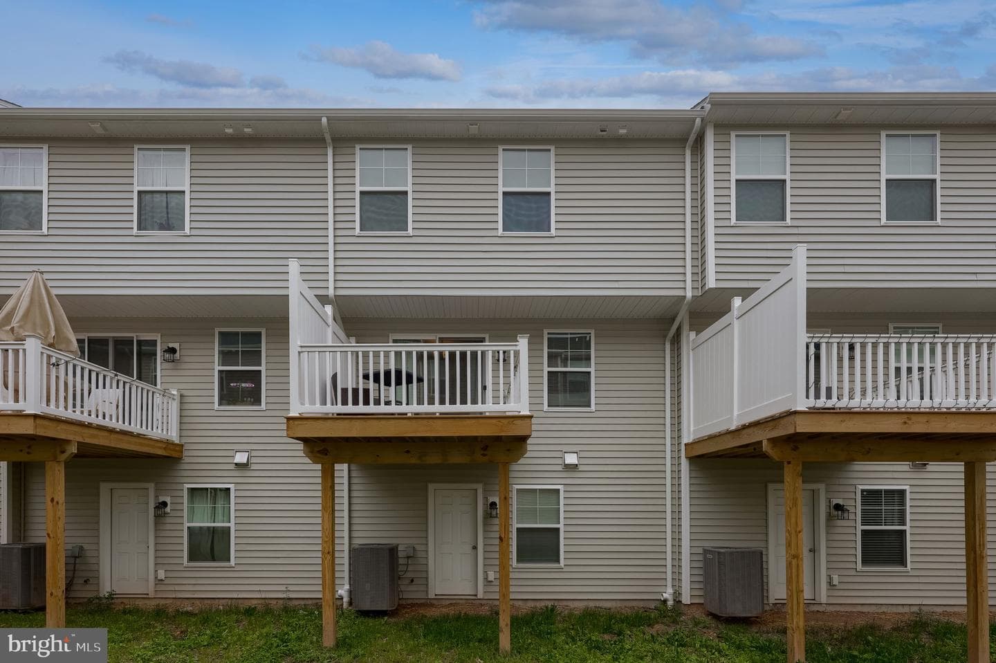 111 Kuechler Court photo 25