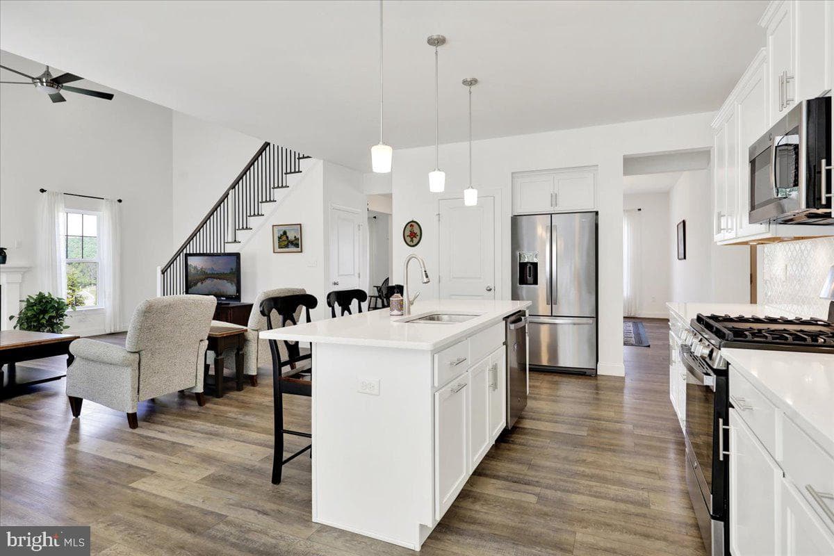 198 Oak Grove Road photo 16